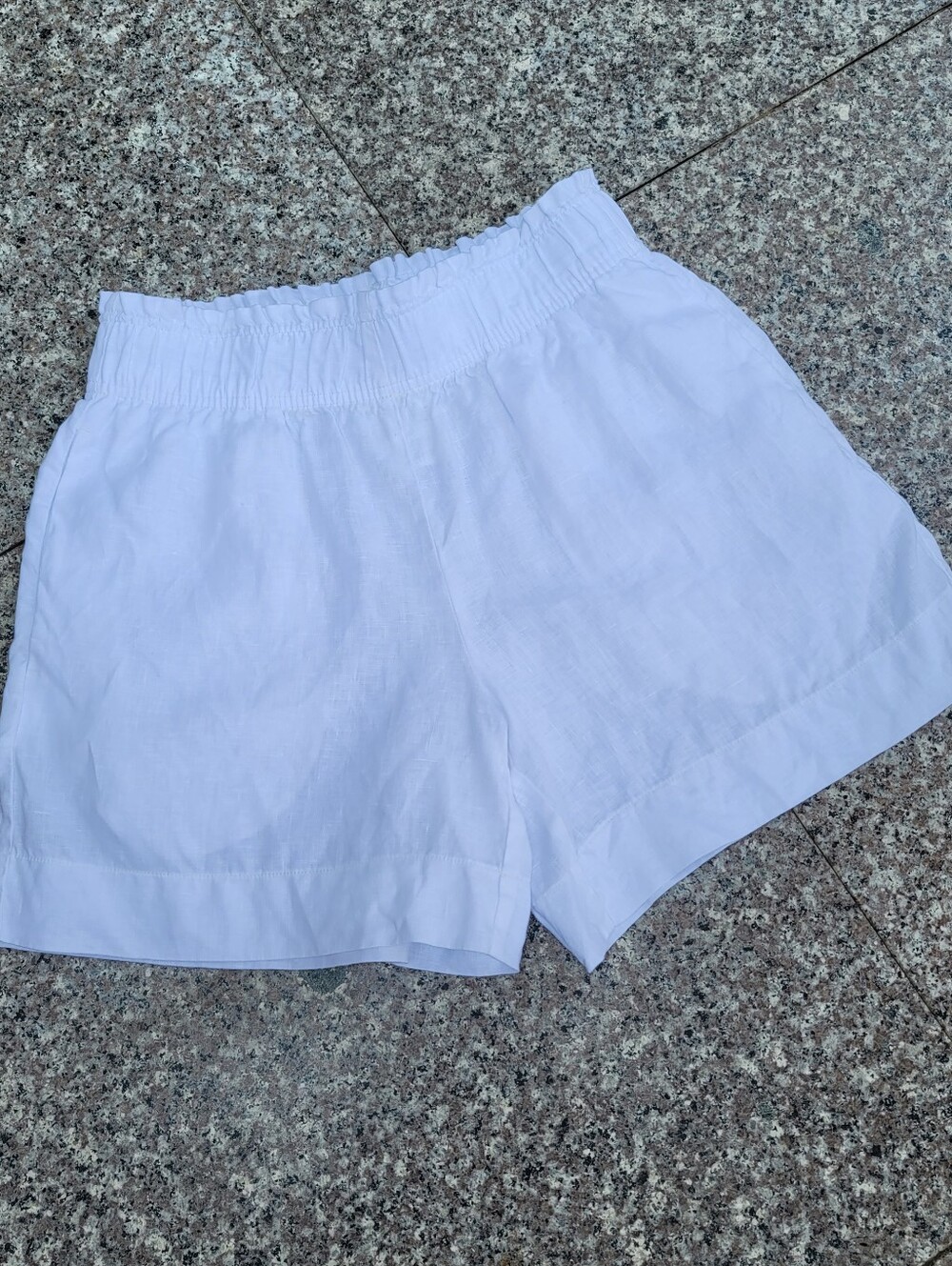 Quince linen shorts